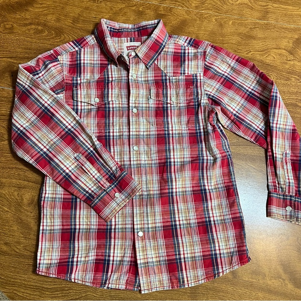 Levi’s Children Red plaid Long Sleeve Cotton Button Up Boys Kids size M (10/12)